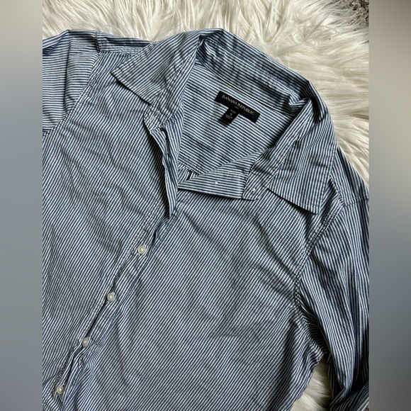Banana Republic striped poplin shirt - Picture 3 of 7